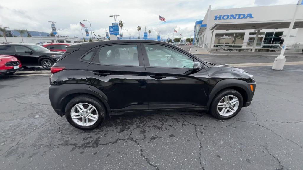 Thumbnail: 2018 Hyundai Kona - 9