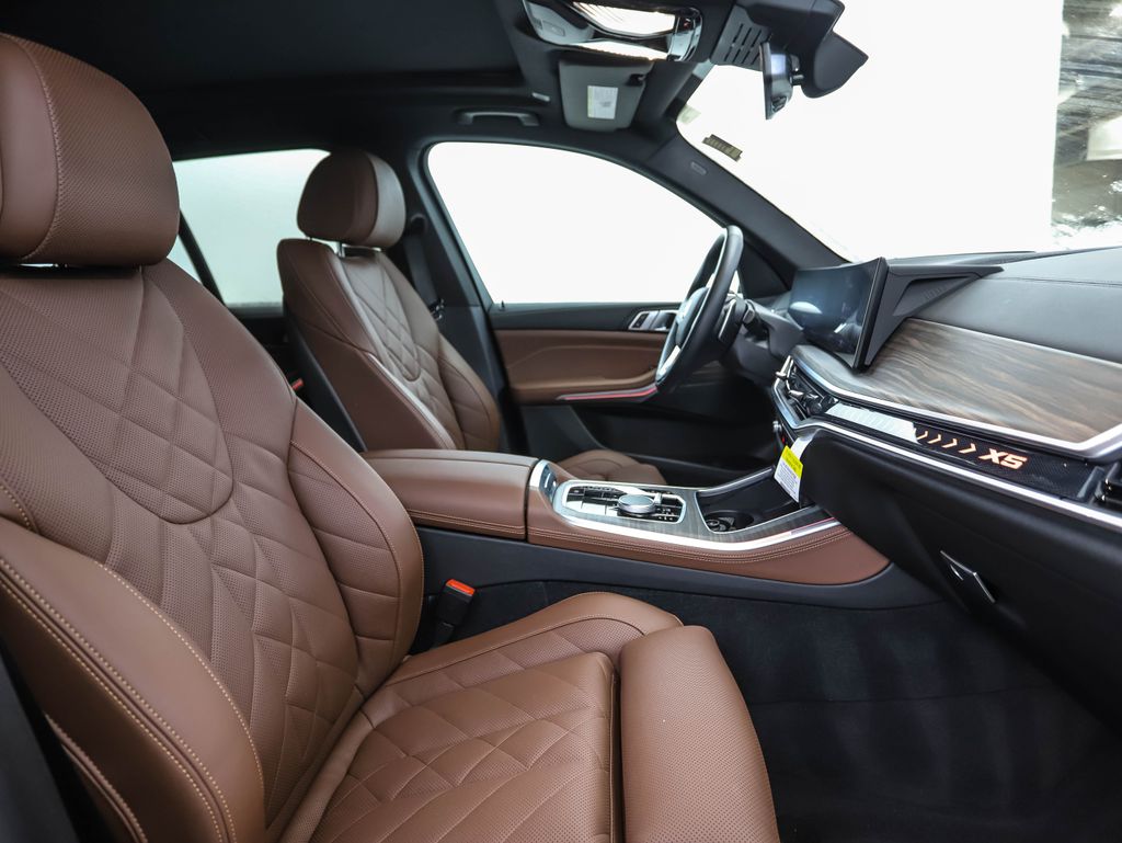 Thumbnail: 2024 BMW X5 - 29