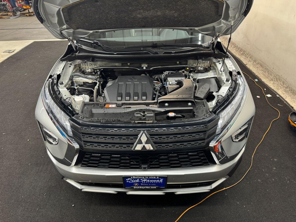 2025 Mitsubishi Eclipse Cross SE