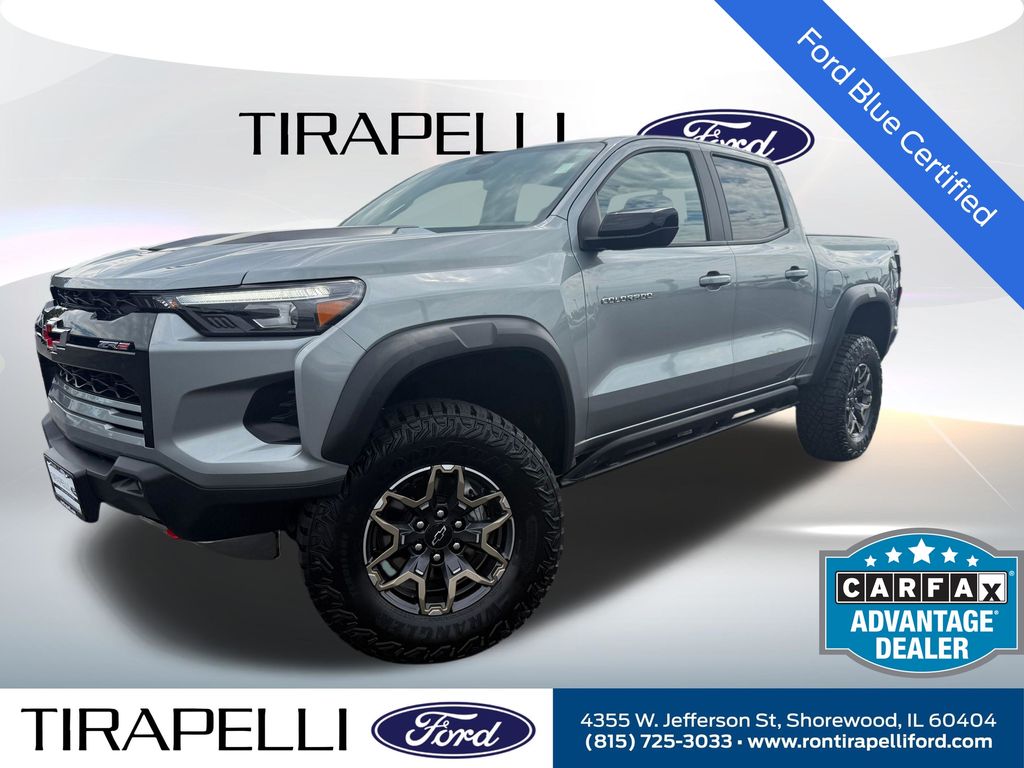 Sterling Gray Metallic 2024 Chevrolet Colorado Pickup Truck Four-Wheel Drive Automatic