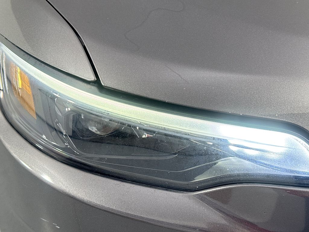 Used Car 2021 Jeep Cherokee  Latitude Plus For Sale Under $20,000 In Austin, Texas