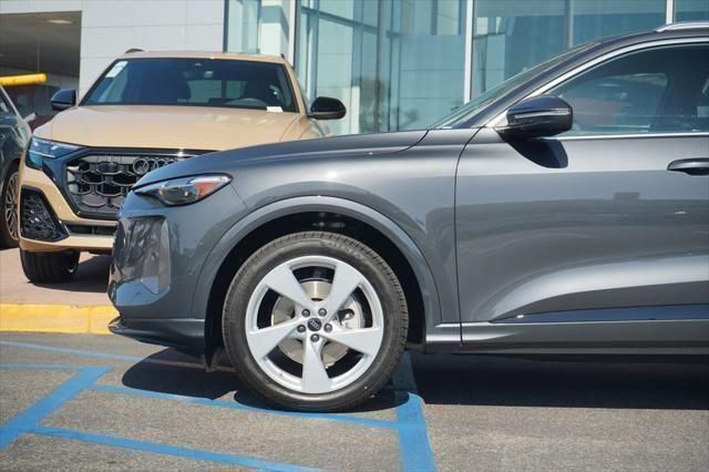 Thumbnail: 2025 Audi Q5 - 2