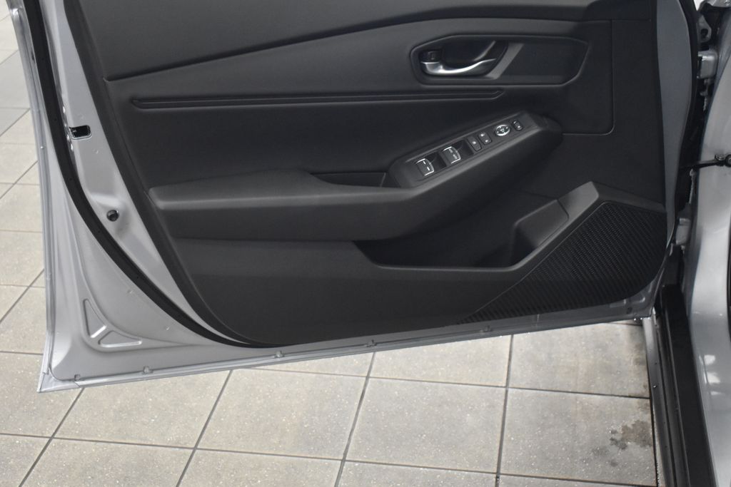 2025 Honda Accord SE 8