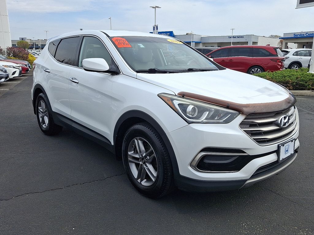 Thumbnail: 2017 Hyundai Santa Fe - 3