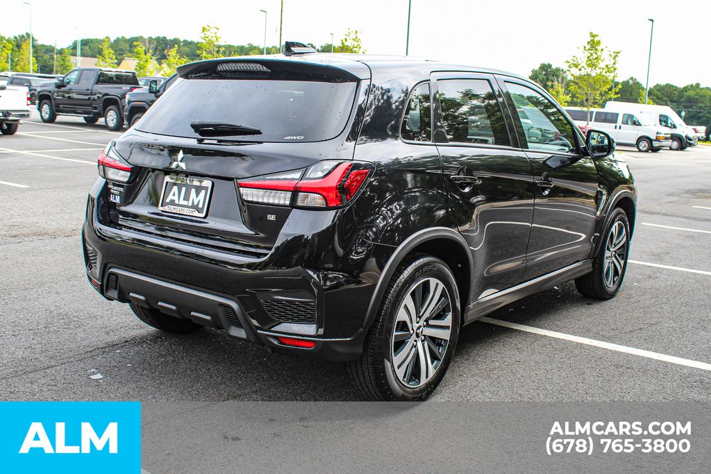 Used 2024 Silver Mitsubishi 2.0 SE image 5