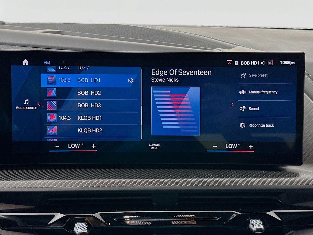 Thumbnail: 2023 BMW XM - 15