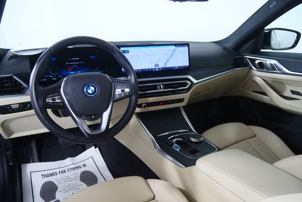 Thumbnail: 2024 BMW i4 - 18