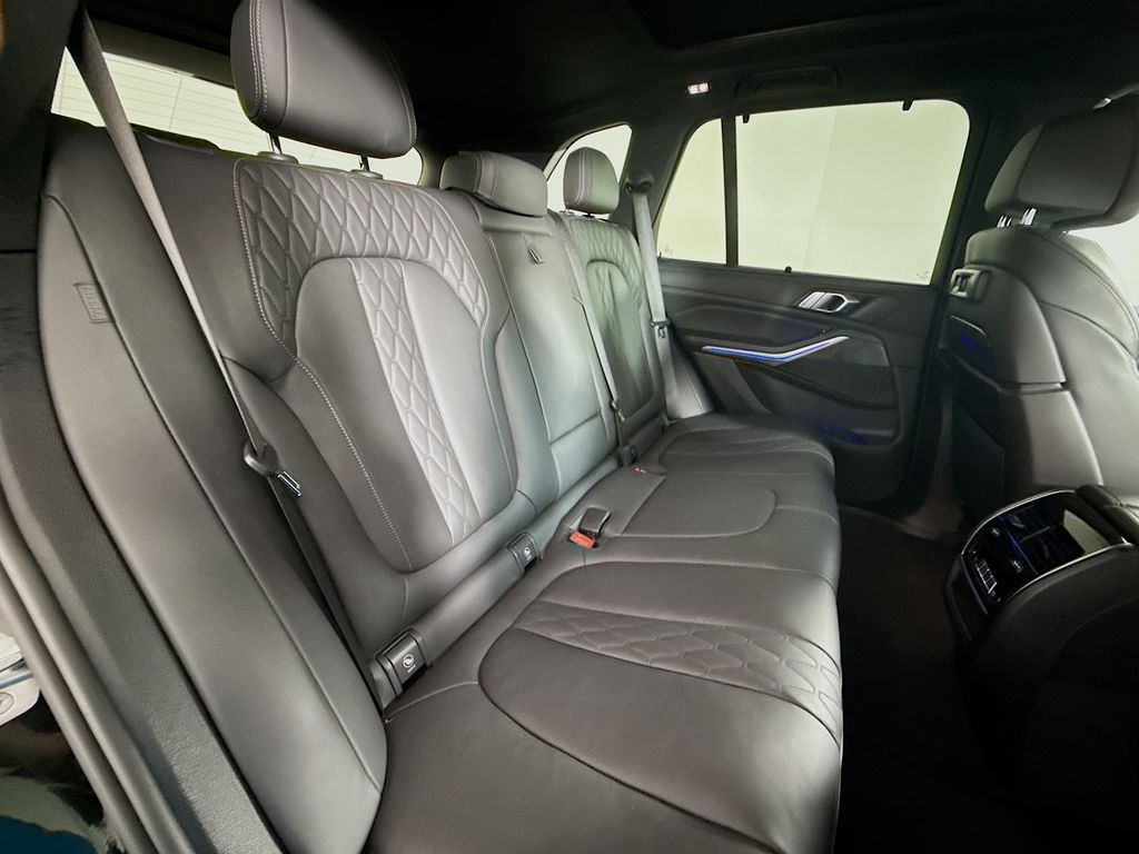 Thumbnail: 2022 BMW X5 - 27