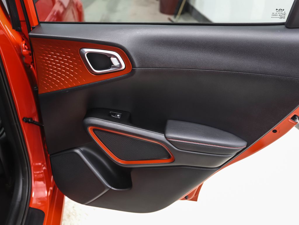 Thumbnail: 2022 Kia Soul - 24