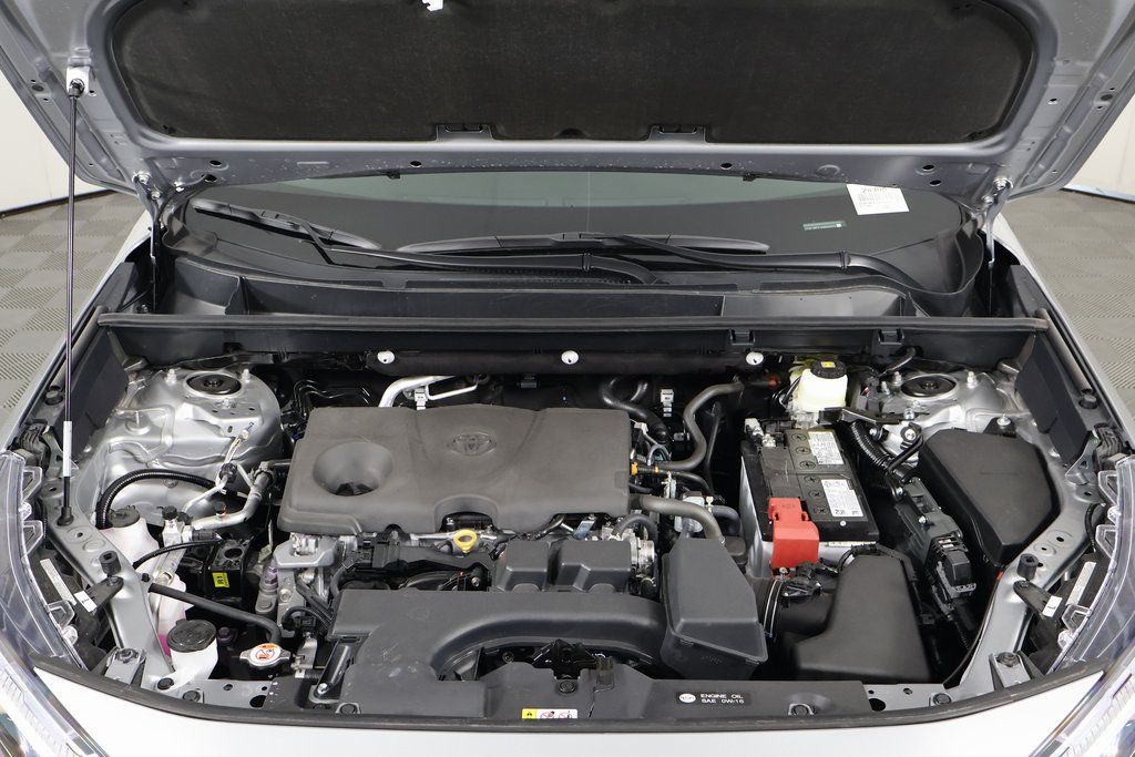 Thumbnail: 2025 Toyota RAV4 - 15