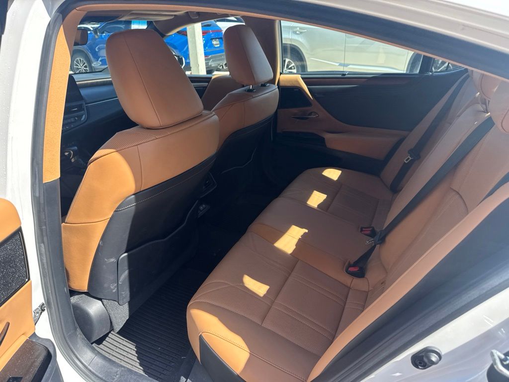 Certified Used 2022 White Lexus 350 Ultra Luxury image 31
