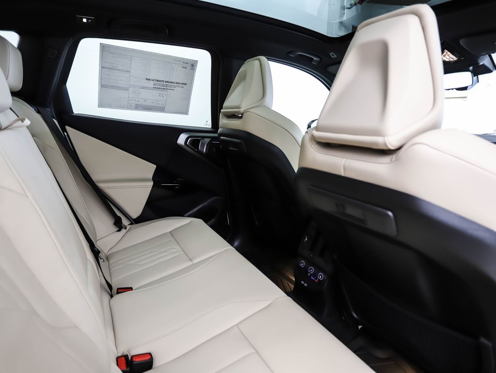 Thumbnail: 2026 BMW X3 - 24