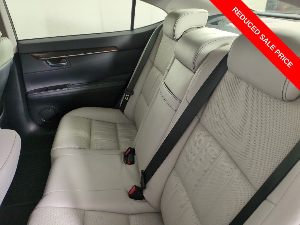 Used 2017 Lexus ES For Sale in Fort Wayne, IN