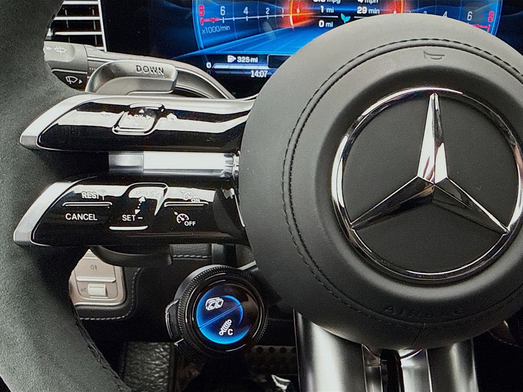 Thumbnail: 2026 Mercedes-Benz GLE - 11