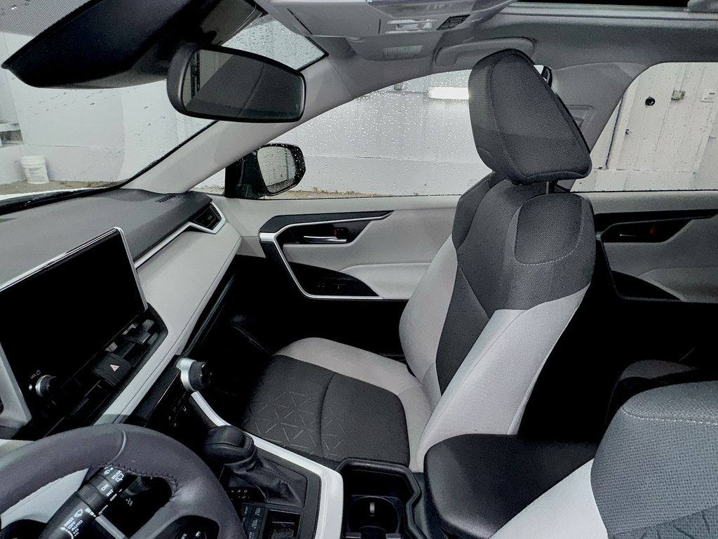 Used 2025 Toyota RAV4 SUV