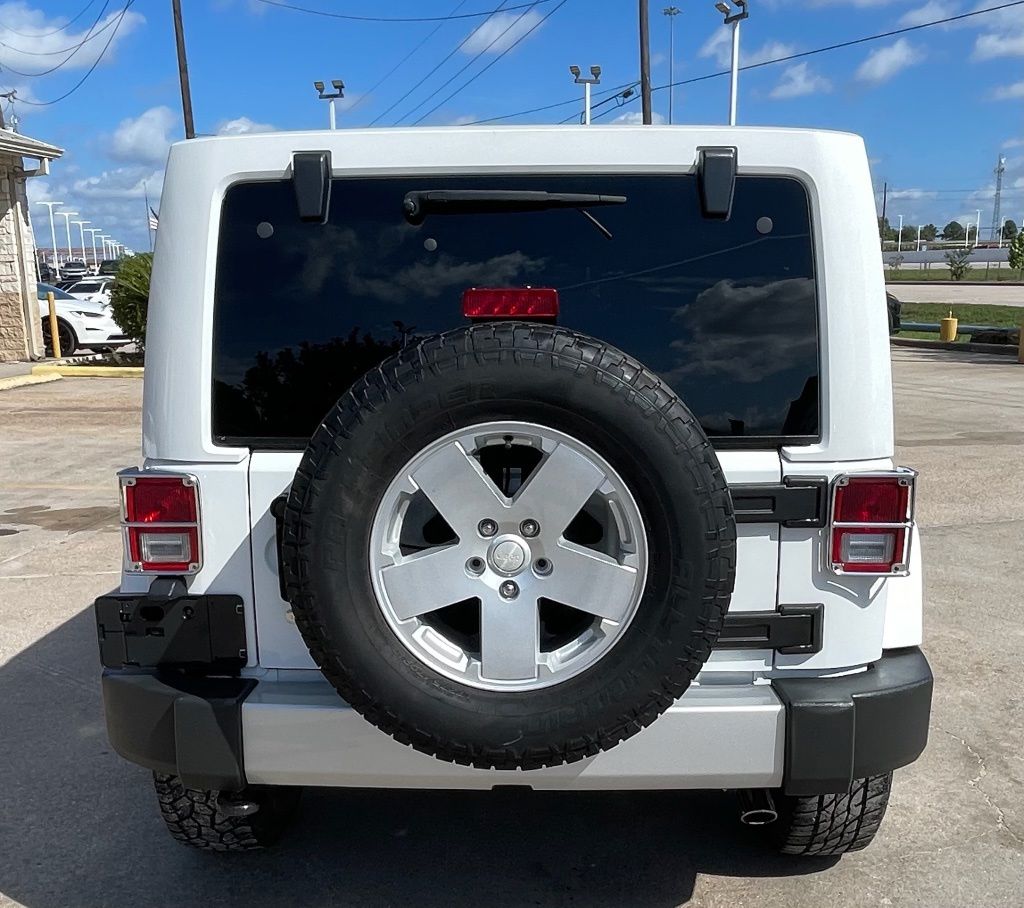 2011 Jeep Wrangler Unlimited Sahara White at Emmons Autoplex