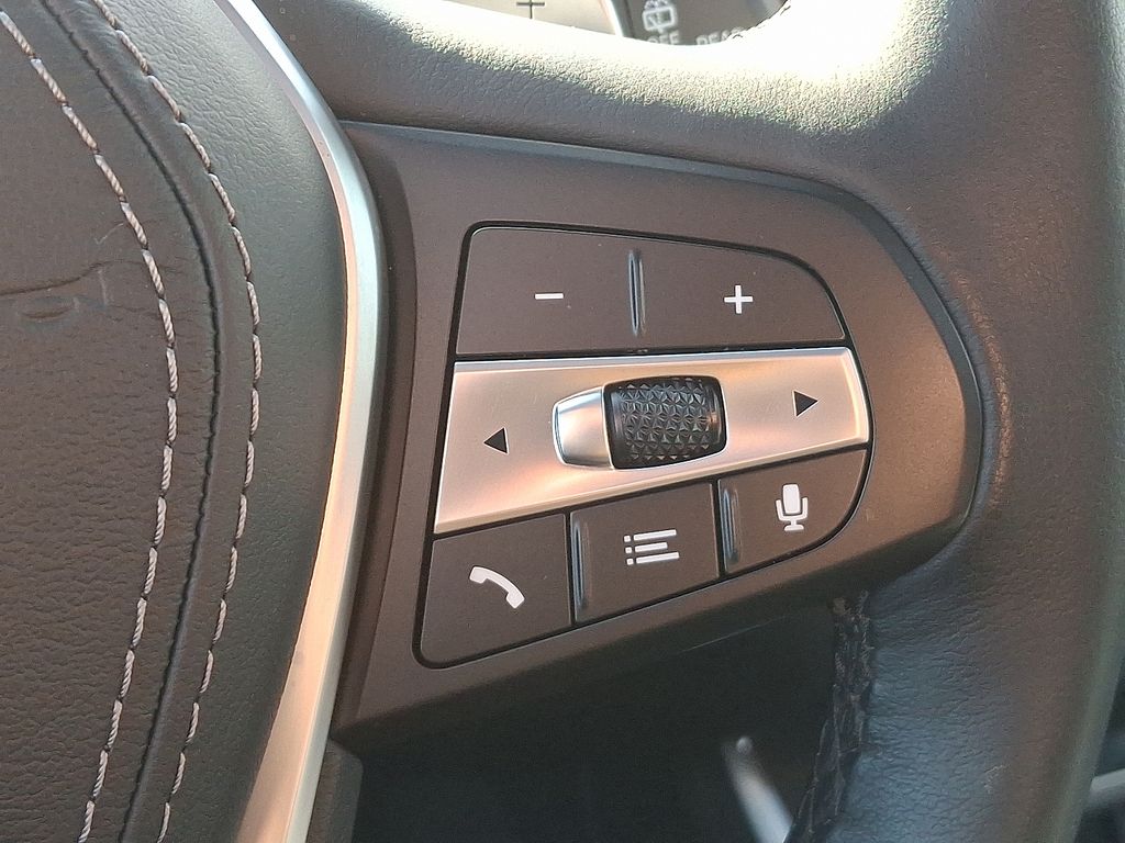 Thumbnail: 2025 BMW X5 - 24