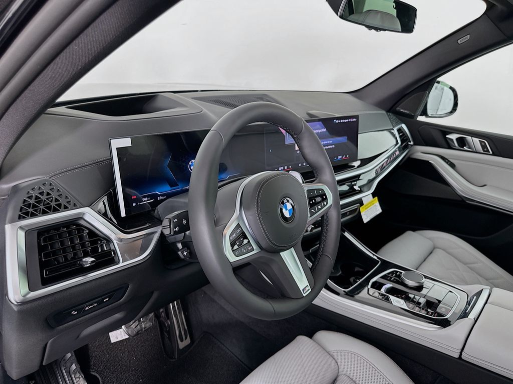 Thumbnail: 2026 BMW X5 - 9