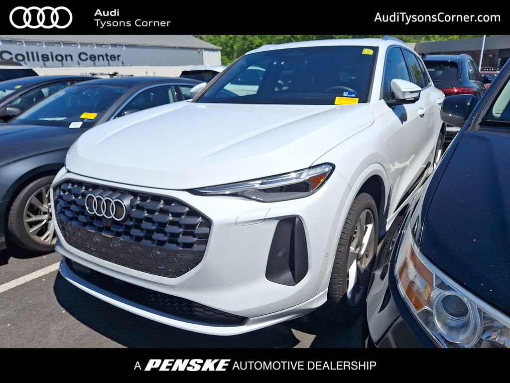Glacier White 2025 Audi Q5 quattro Premium Plus 40 TFSI SUV / Crossover All-Wheel Drive 7-Speed Automatic
