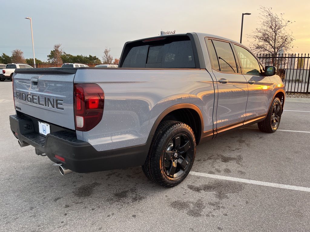 Thumbnail: 2026 Honda Ridgeline - 3