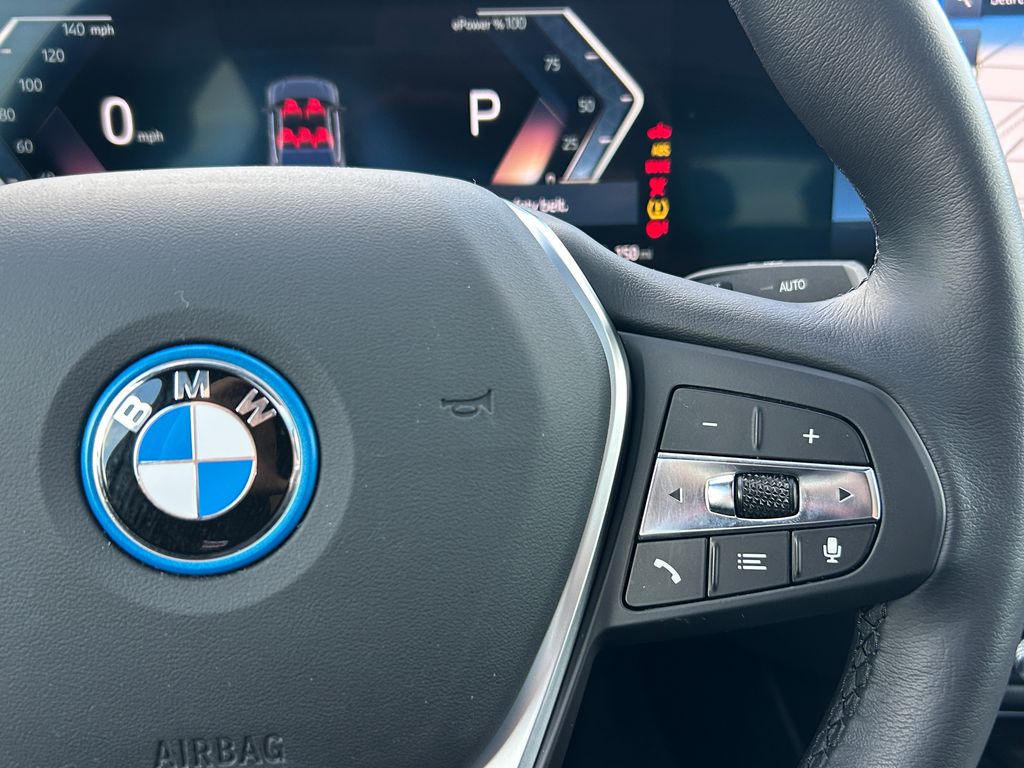 Thumbnail: 2023 BMW i4 - 20