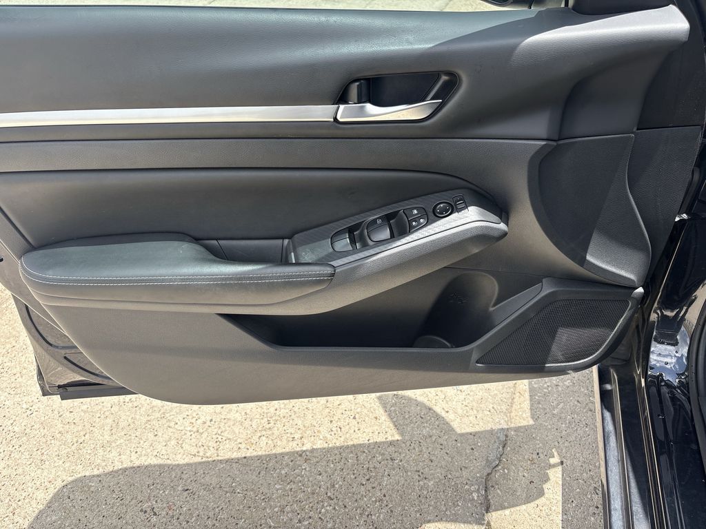 2022 Nissan Altima 2.5 SV Blue at Emmons Autoplex