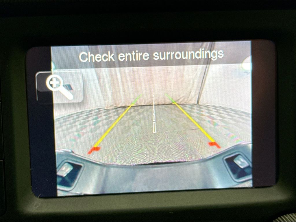 Thumbnail: 2021 Jeep Gladiator - 14