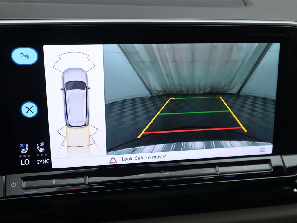 2025 Volkswagen Atlas SEL 16