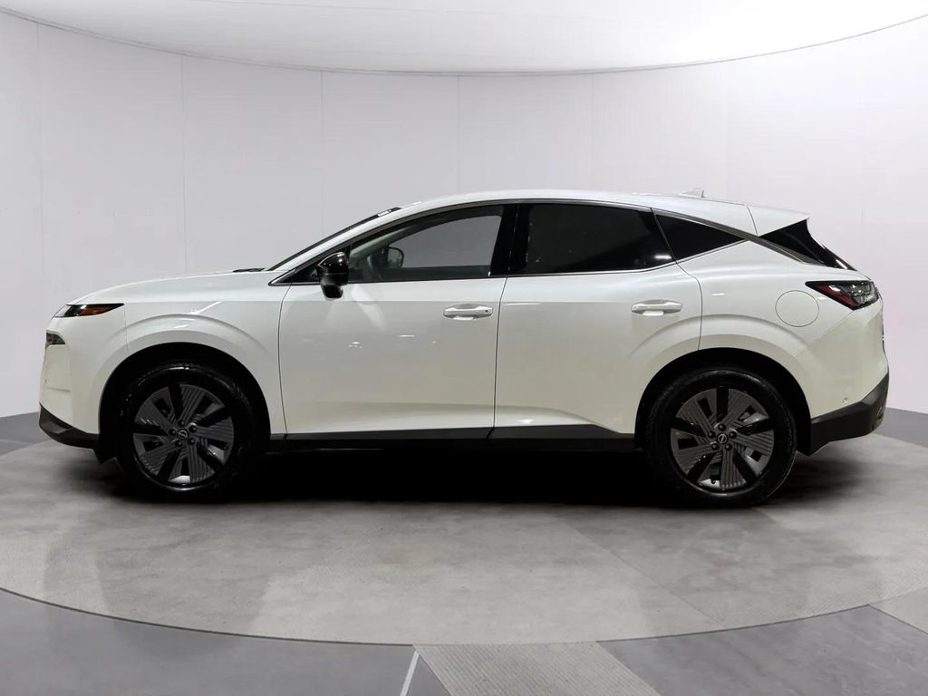 Certified Used 2025 Everest White Pearl Tricoat Nissan SL image 6