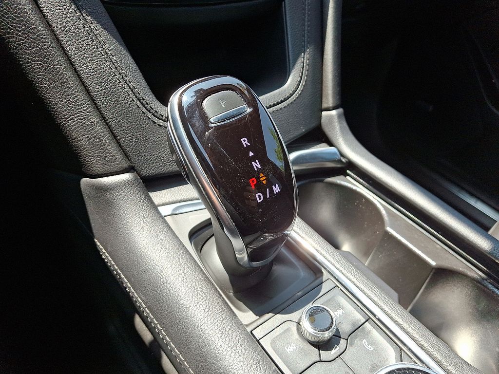 Thumbnail: 2021 Cadillac XT5 - 15