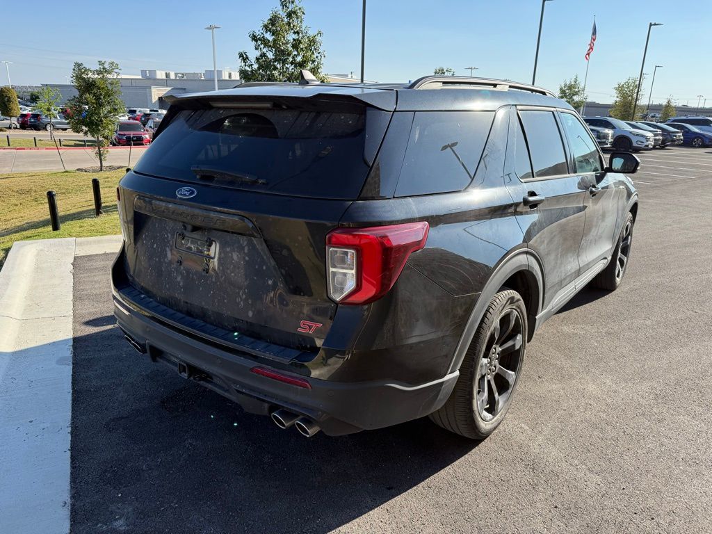 Thumbnail: 2023 Ford Explorer - 4