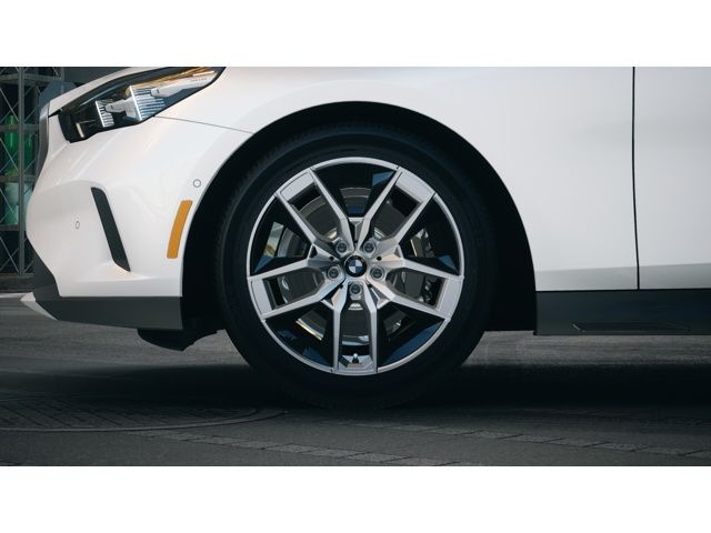 Thumbnail: 2026 BMW 5 Series - 7