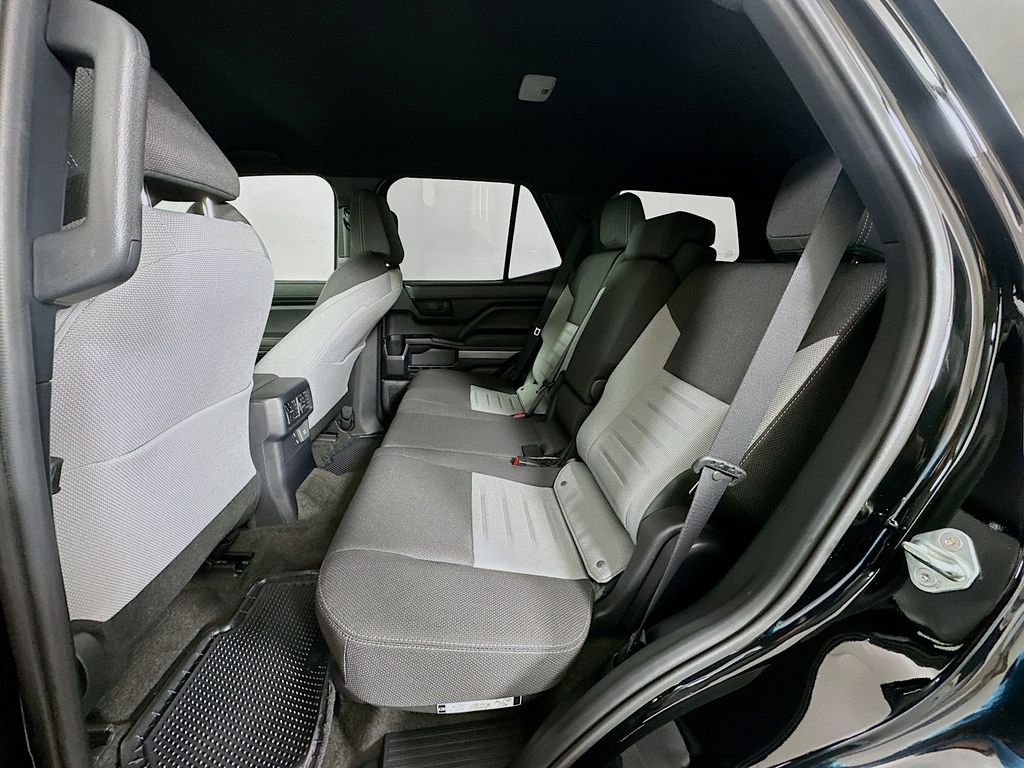 Thumbnail: 2025 Toyota 4Runner - 24