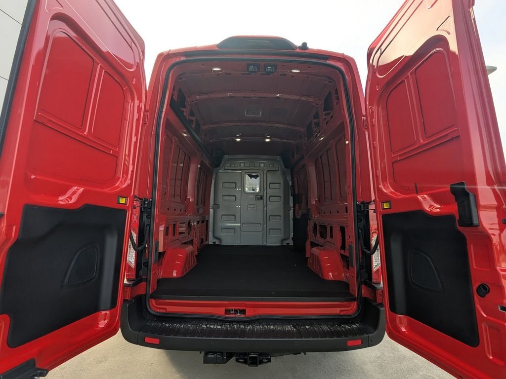 2025 Ford Transit 350 HD