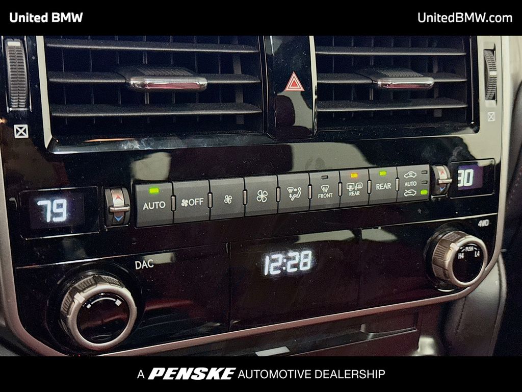 Thumbnail: 2022 Lexus GX - 11