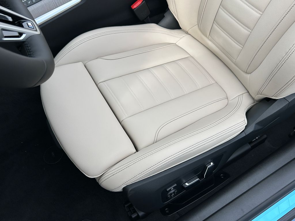 Thumbnail: 2027 BMW 4 Series - 15