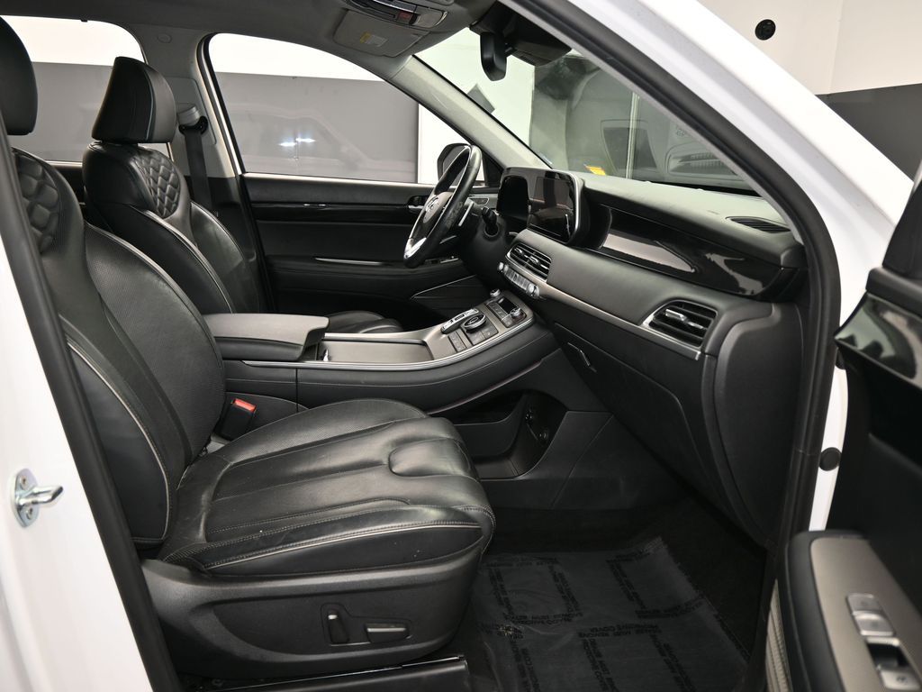 Used 2021 Hyper White Hyundai Limited image 55