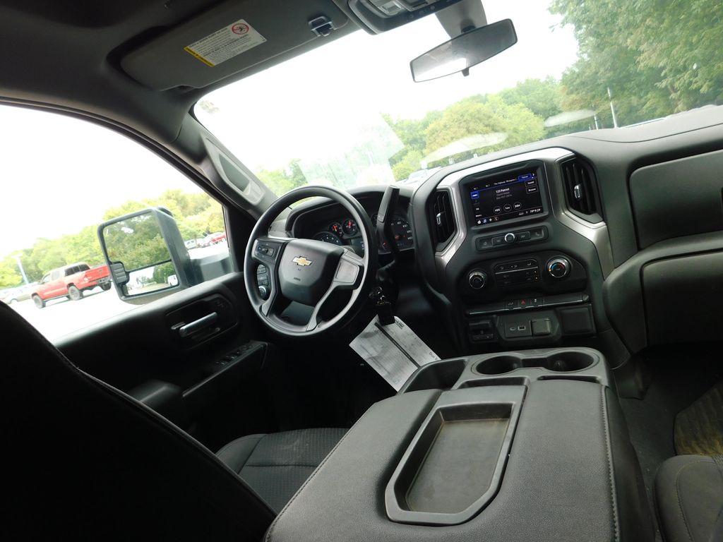 Thumbnail: 2022 Chevrolet Silverado 2500 - 6