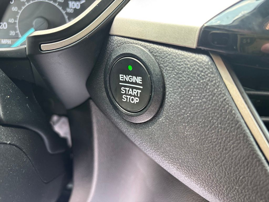 Used 2022 Ford Escape SUV