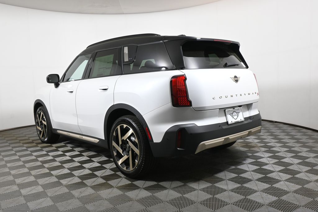 Thumbnail: 2027 MINI Cooper Countryman - 5