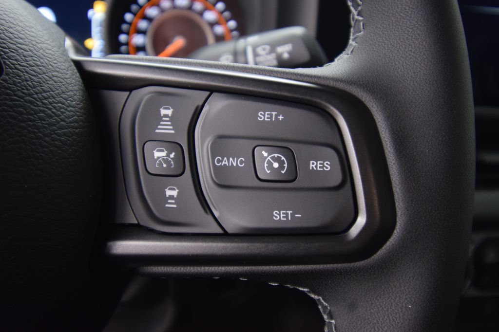 new 2026 Jeep Gladiator car, priced at $47,570