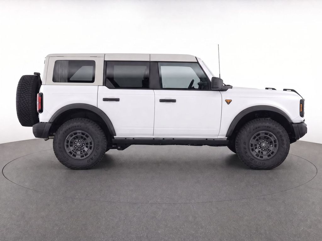 New 2026 Oxford White Ford Badlands® image 8
