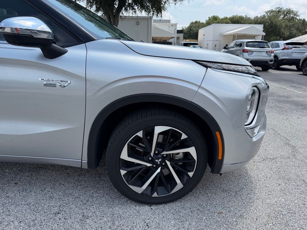 Used 2025 Mitsubishi Outlander PHEV SUV