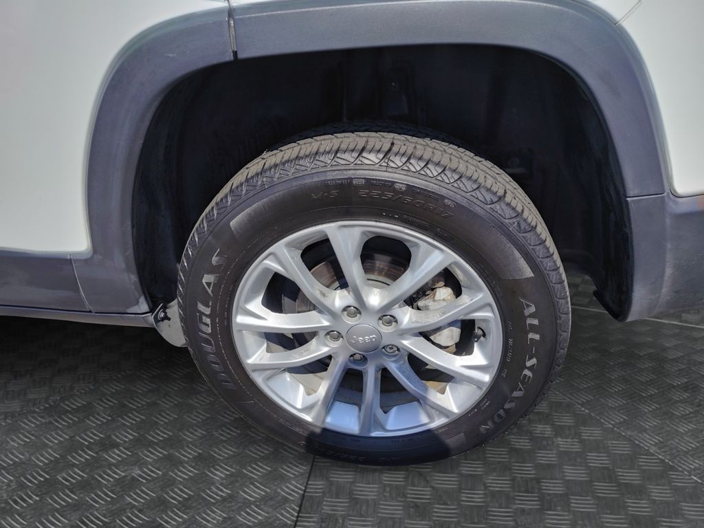 Used Car 2020 Jeep Cherokee  Latitude For Sale In Austin, Texas