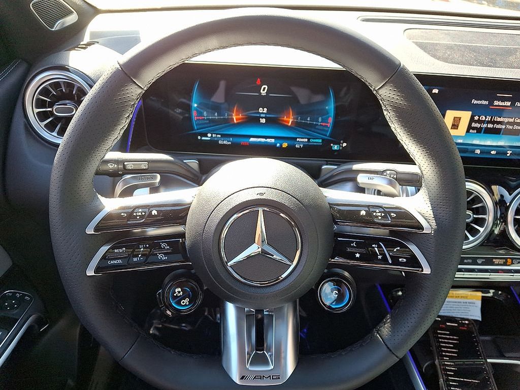 Thumbnail: 2025 Mercedes-Benz GLB - 15