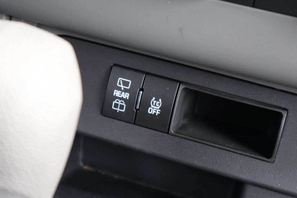 2013 Chevrolet Traverse LS 21