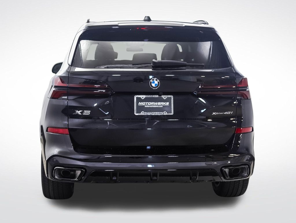 Thumbnail: 2026 BMW X5 - 4