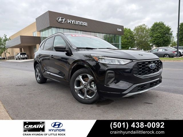 2023 Ford Escape ST-Line FWD