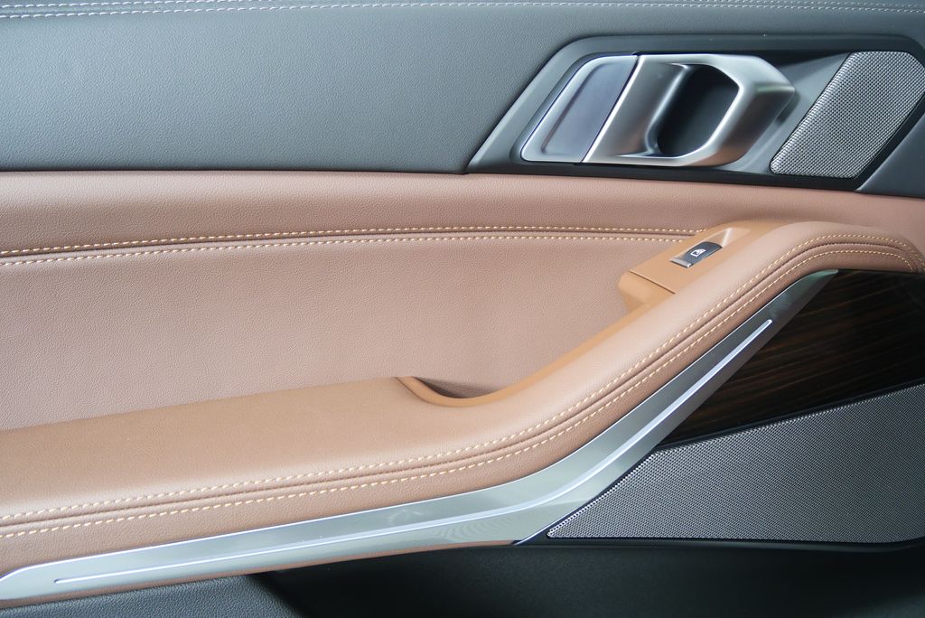 Thumbnail: 2026 BMW X5 - 14