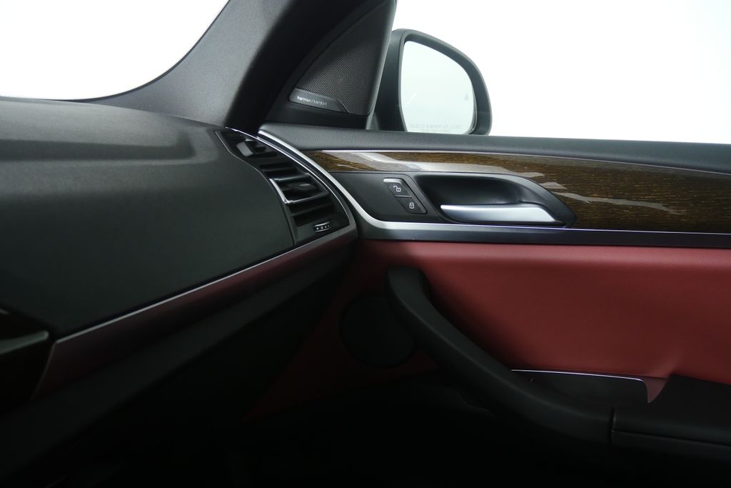 Thumbnail: 2024 BMW X3 - 30